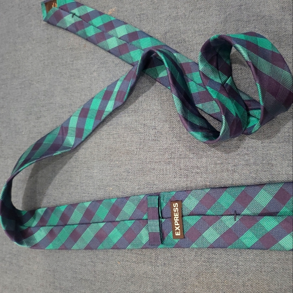 Tie